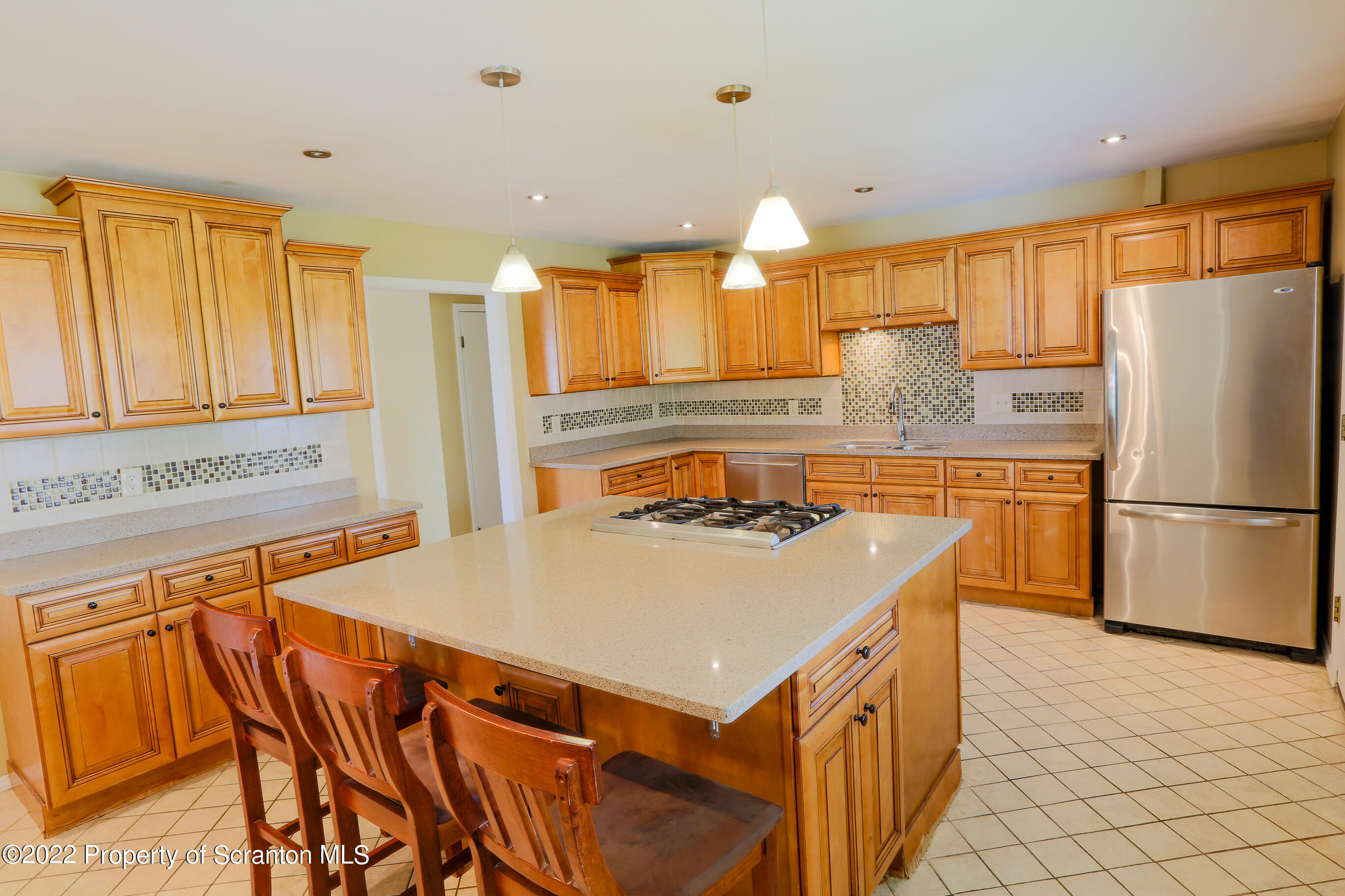 2725 Scott Road Mountain Top, PA 18707 - Photo 9 of 50 Gallery Image 9