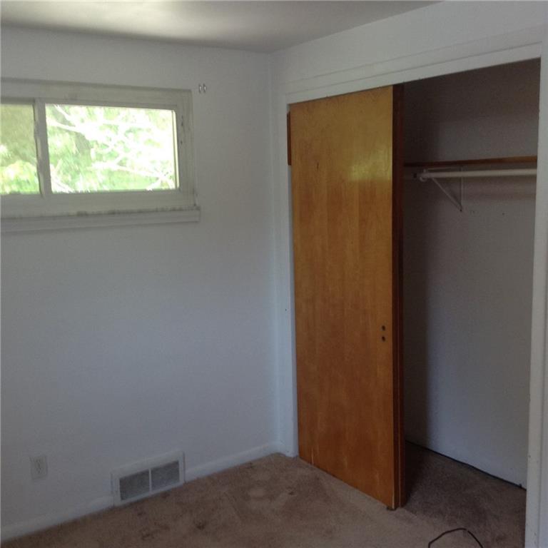 217 Stotler Road Pittsburgh, PA 15235 - Photo 16 of 25 Gallery Image 16