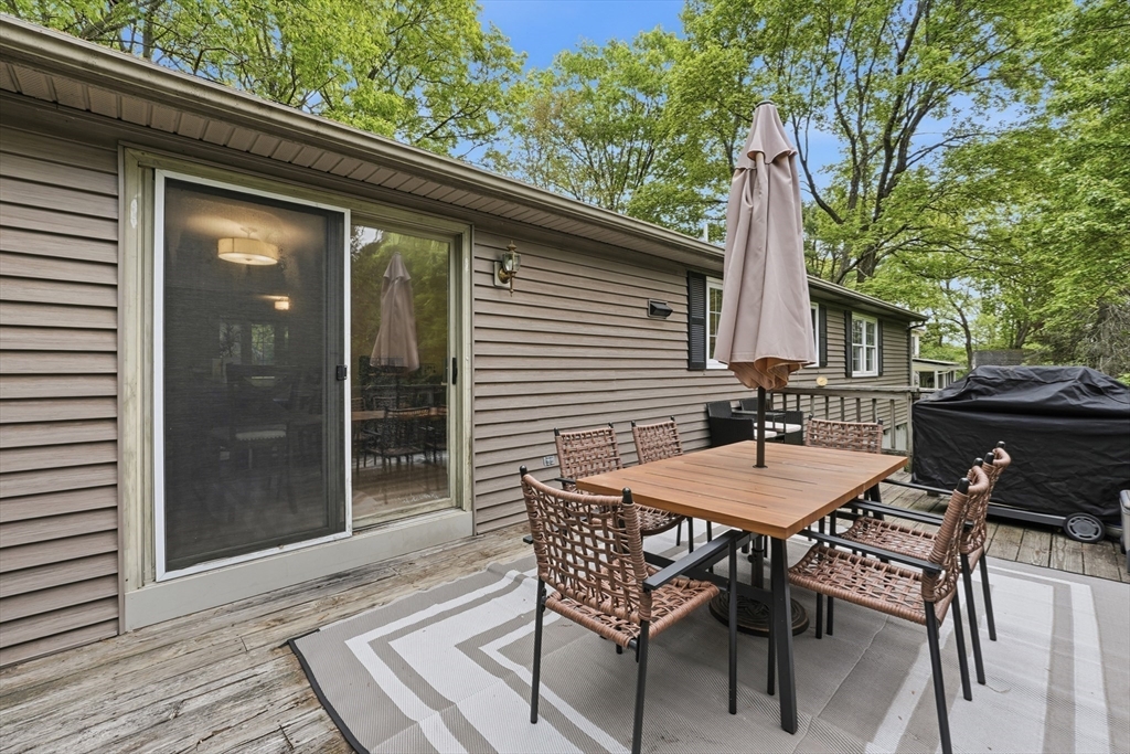 72 Wickaboag Valley Road West Brookfield, MA 01585 - Photo 8 of 32