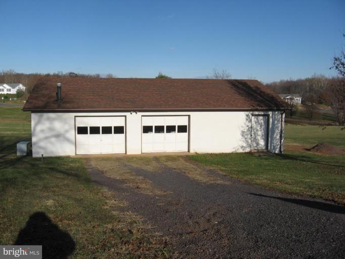 9263 White Shop Road Culpeper, VA 22701 - Photo 2 of 8 32 x 48 garage with air conditioning and heating