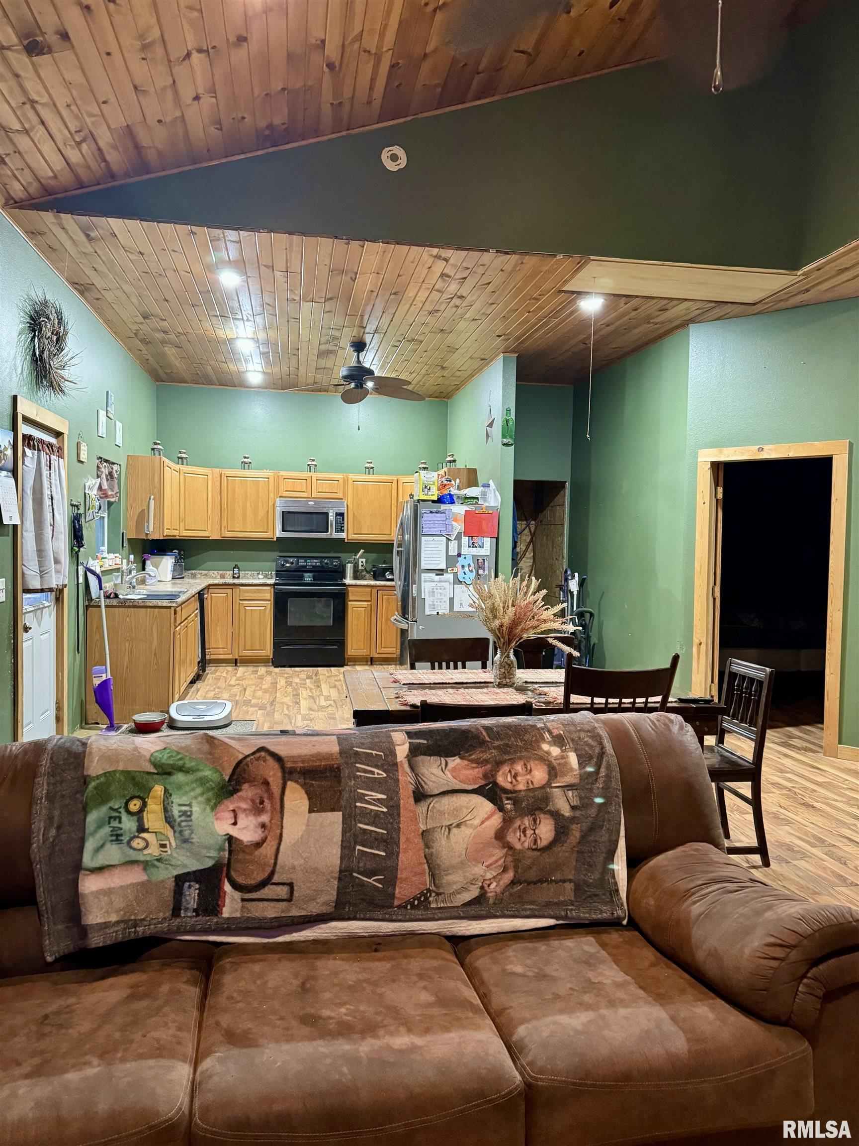 22082 East Brereton Road Canton, IL 61520 - Photo 14 of 31