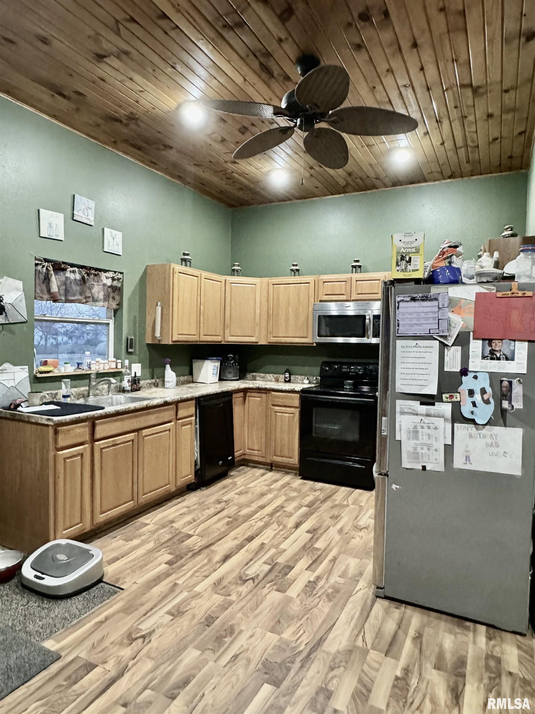 22082 East Brereton Road Canton, IL 61520 - Photo 15 of 31