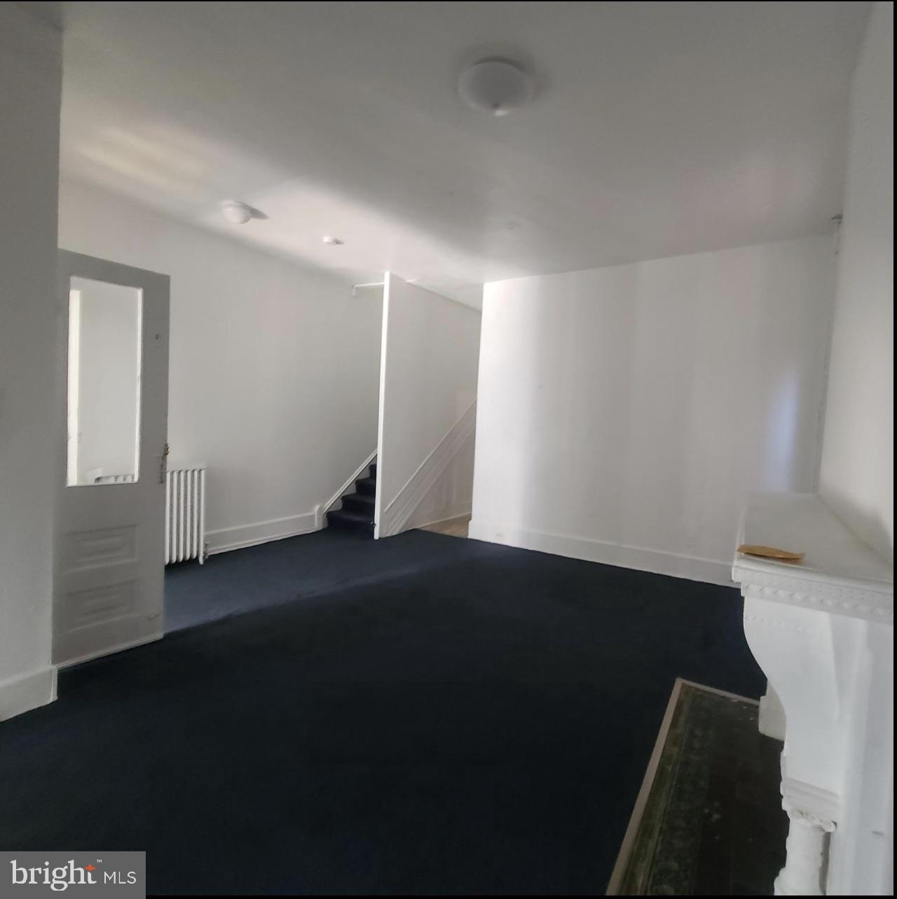 433 North 33rd Street Philadelphia, PA 19104 - Photo 7 of 27 an empty room with wooden floor