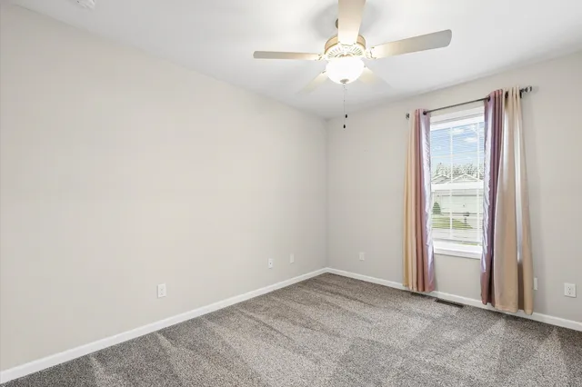 $279,900 | 2406 North Fairfield Drive, Urbana, IL 61802