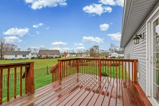 $279,900 | 2406 North Fairfield Drive, Urbana, IL 61802