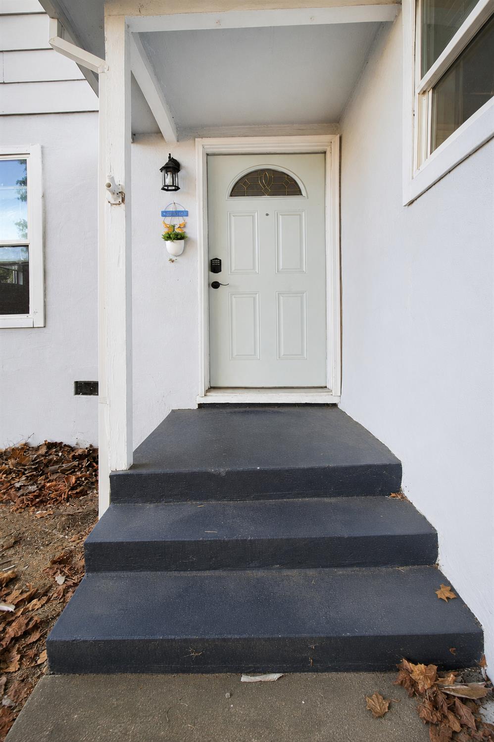 7401 Heather Road Fair Oaks, CA 95628 - Photo 2 of 13 Gallery Image 2