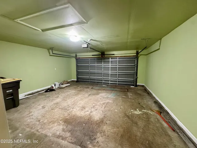 $1,900 | 11690 Brian Lakes Drive North, Jacksonville, FL 32221