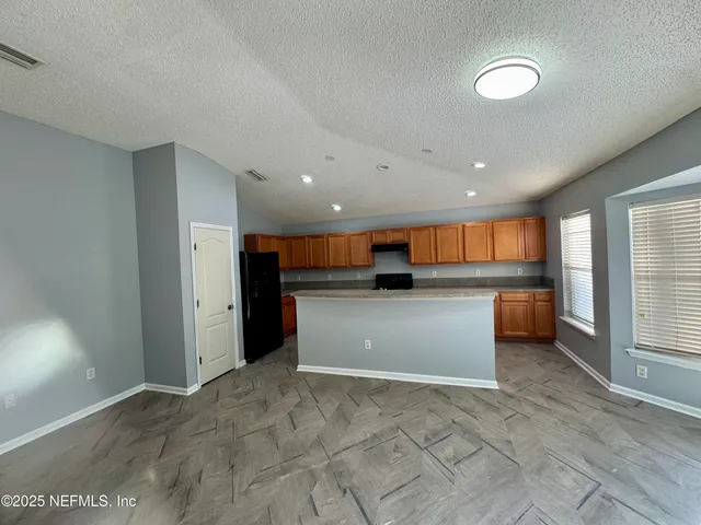 $1,900 | 11690 Brian Lakes Drive North, Jacksonville, FL 32221