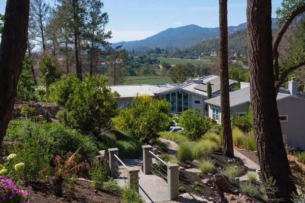 $12,000,000 | 9 Bournemouth Road, St. Helena, CA 94574