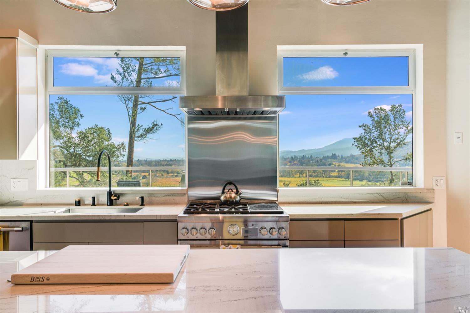 9 Bournemouth Road St. Helena, CA 94574 - Photo 9 of 40 a living room with large window