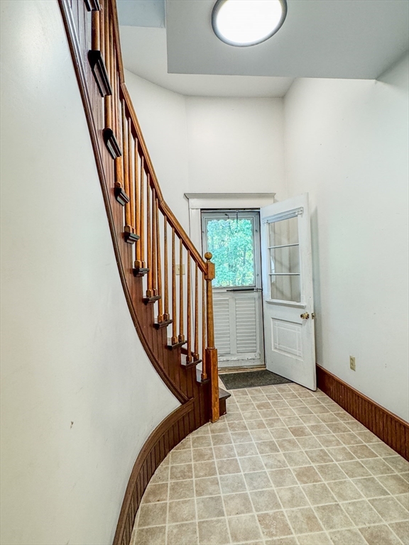 67 Country Club Road Greenfield, MA 01301 - Photo 19 of 42