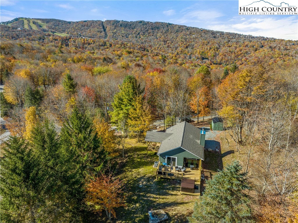 108 Upper Grouse Ridge Road Beech Mountain, NC 28604 - Photo 2 of 25 Gallery Image 2