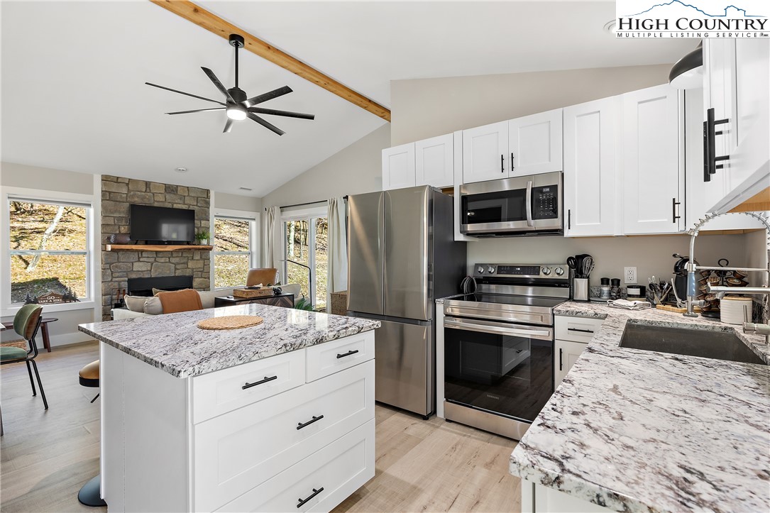108 Upper Grouse Ridge Road Beech Mountain, NC 28604 - Photo 9 of 25 Gallery Image 9
