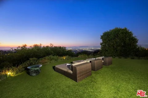 $19,995,000 | 3396 Stone Ridge Lane, Los Angeles, CA 90077