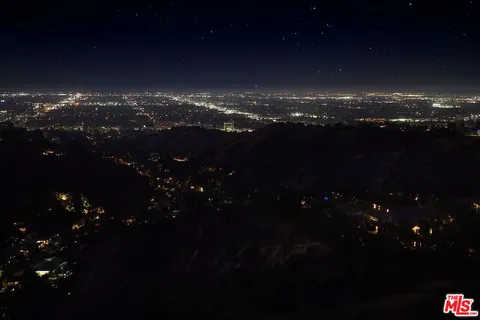 $19,995,000 | 3396 Stone Ridge Lane, Los Angeles, CA 90077