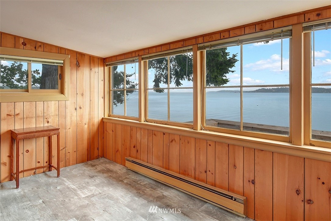 4412 Southwest Luana Beach Road Vashon, WA 98070 - Photo 5 of 15
