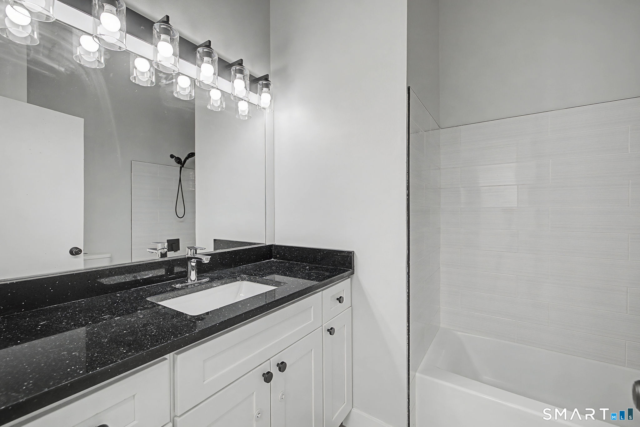 81 Coalpit Hill Road, Unit N Danbury, CT 06810 - Photo 25 of 27