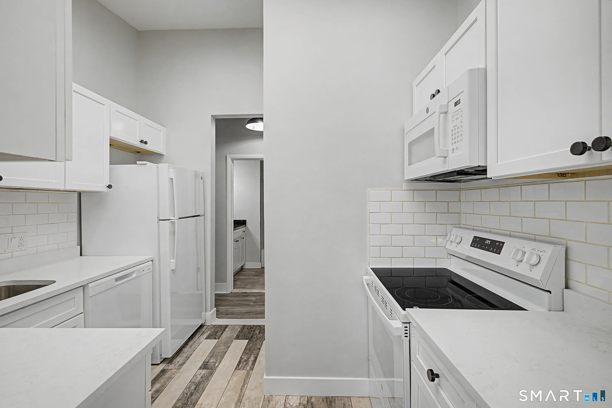 81 Coalpit Hill Road, Unit N Danbury, CT 06810 - Photo 5 of 27