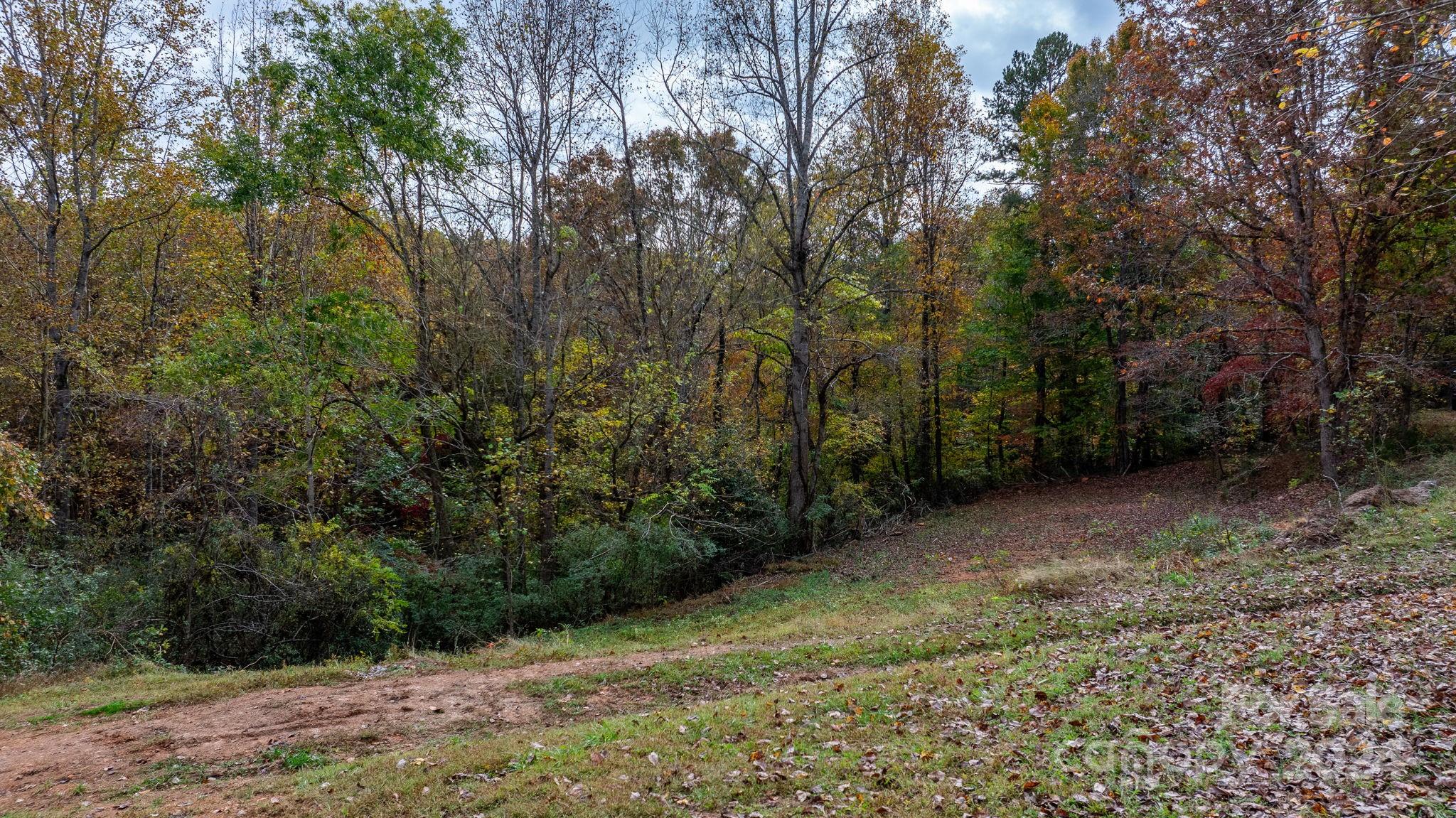 4002 Hidden Acres Road Valdese, NC 28690 - Photo 33 of 45 Gallery Image 33
