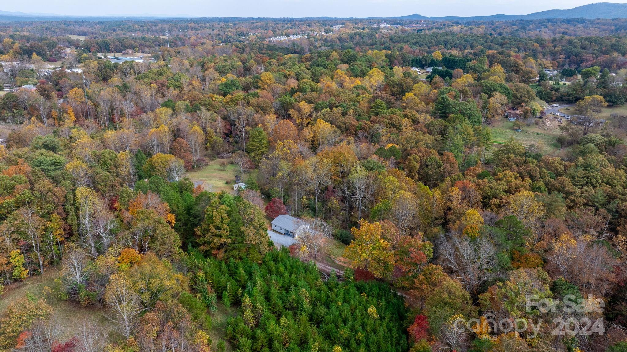 4002 Hidden Acres Road Valdese, NC 28690 - Photo 36 of 45 Gallery Image 36