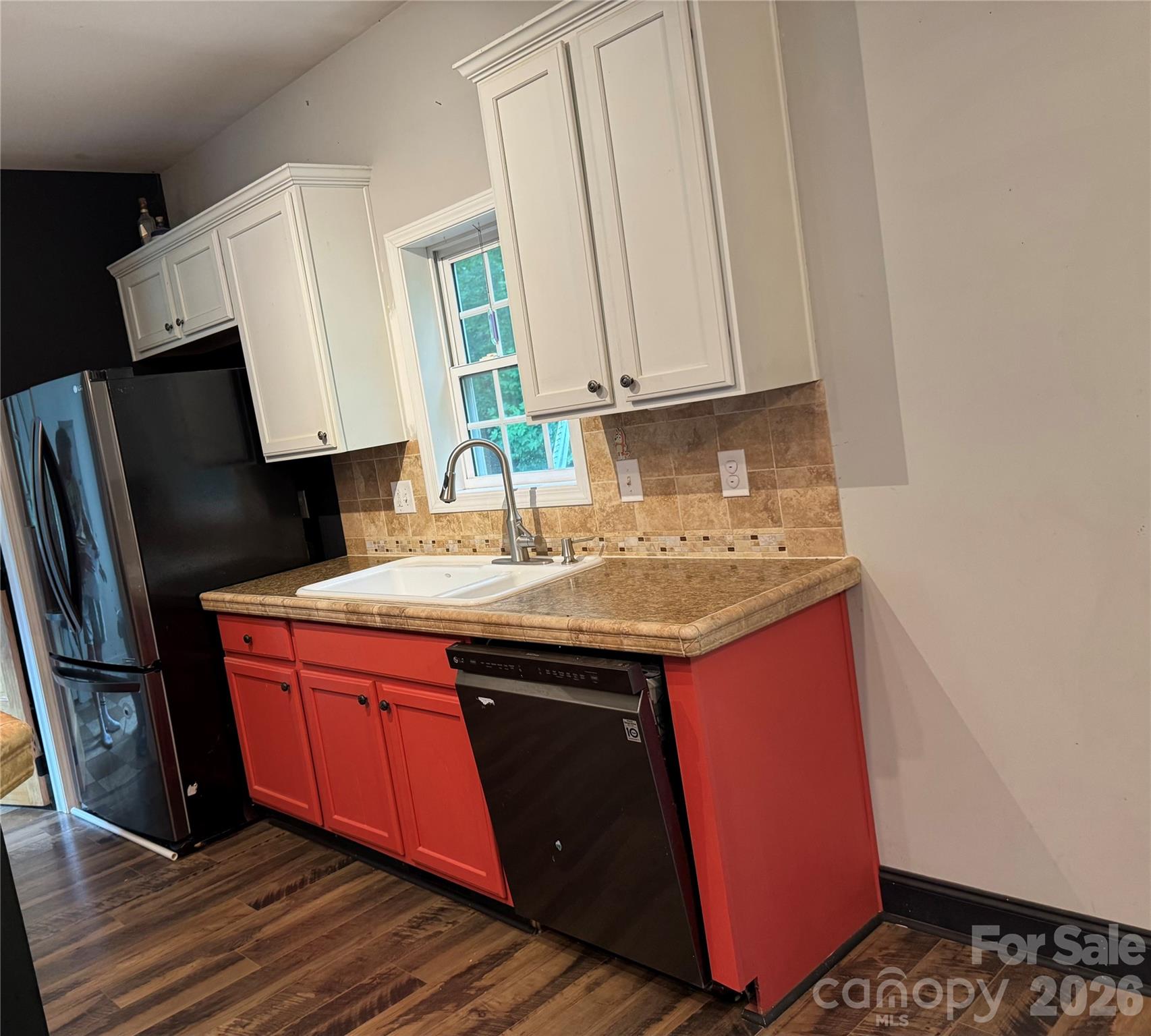 1886 Old Linville Road Marion, NC 28752 - Photo 16 of 40 Gallery Image 16