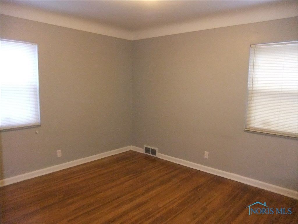 2065 Eileen Road Toledo, OH 43615 - Photo 12 of 25 Gallery Image 12