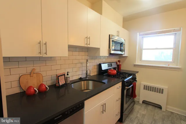 $1,200 | 353 West Mt Airy Avenue, Unit A9, Philadelphia, PA 19119