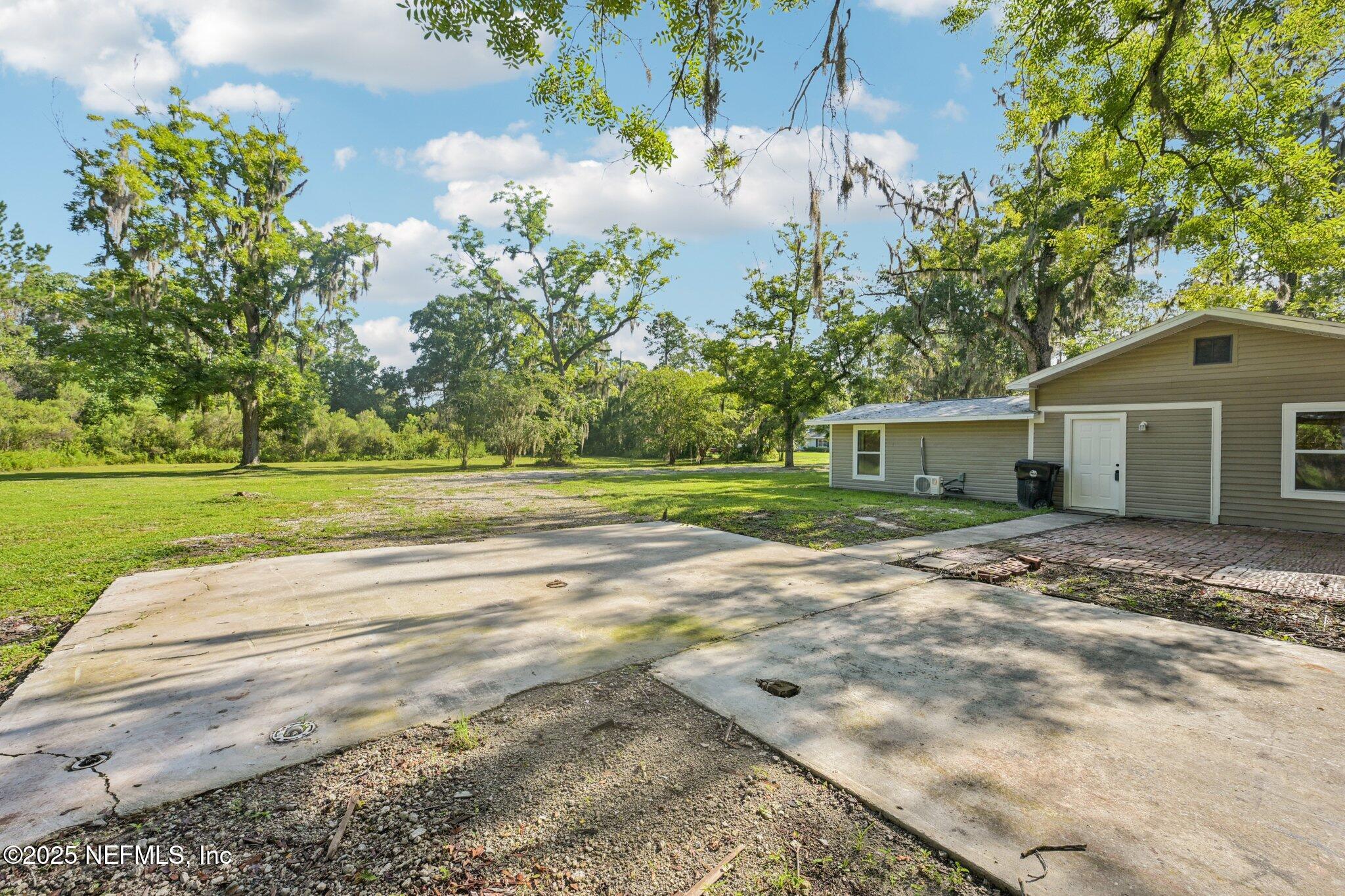 1217 Colley Road Starke, FL 32091 - Photo 33 of 42 a view of a house with a yard