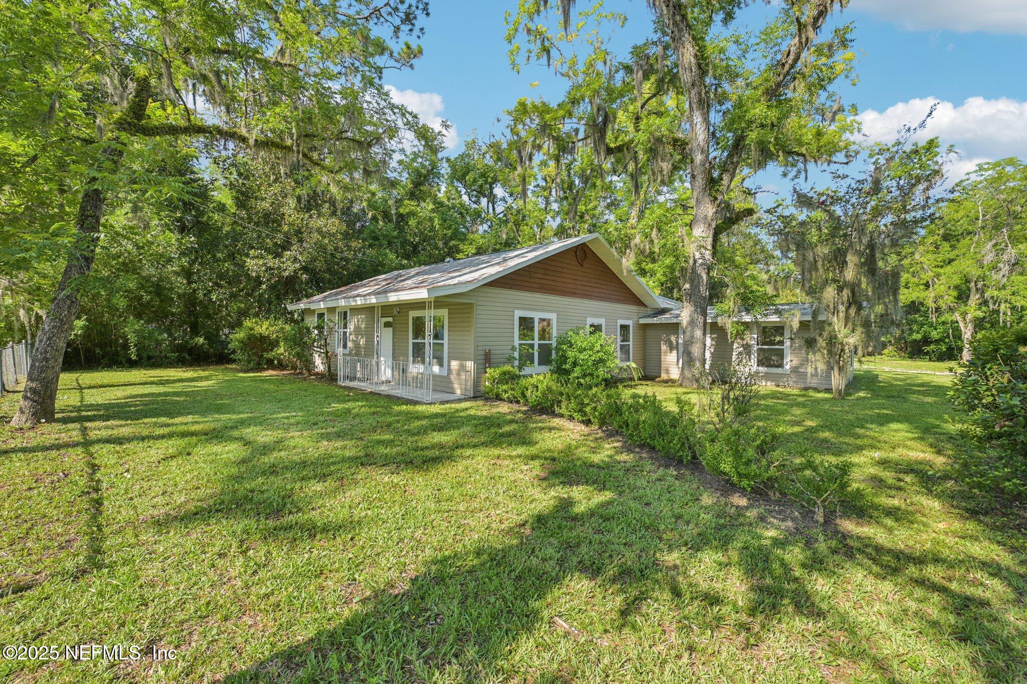 1217 Colley Road Starke, FL 32091 - Photo 39 of 42 a front view of a house with a yard