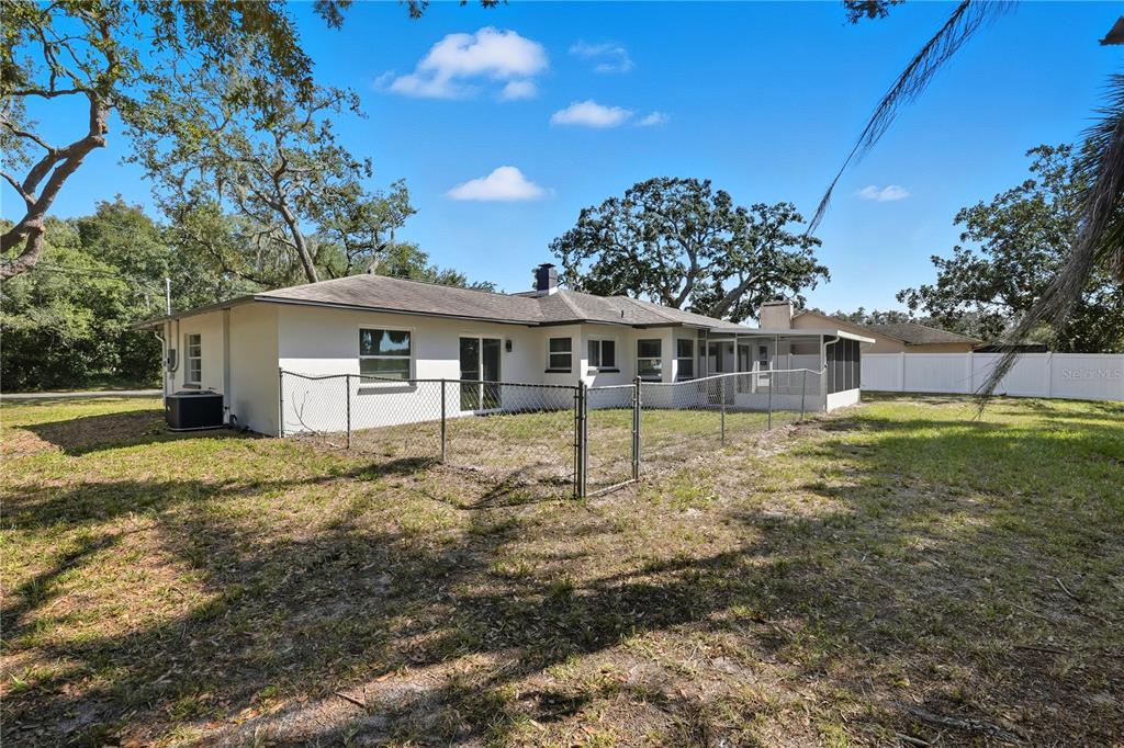 577 Waterfall Drive Spring Hill, FL 34608 - Photo 4 of 48