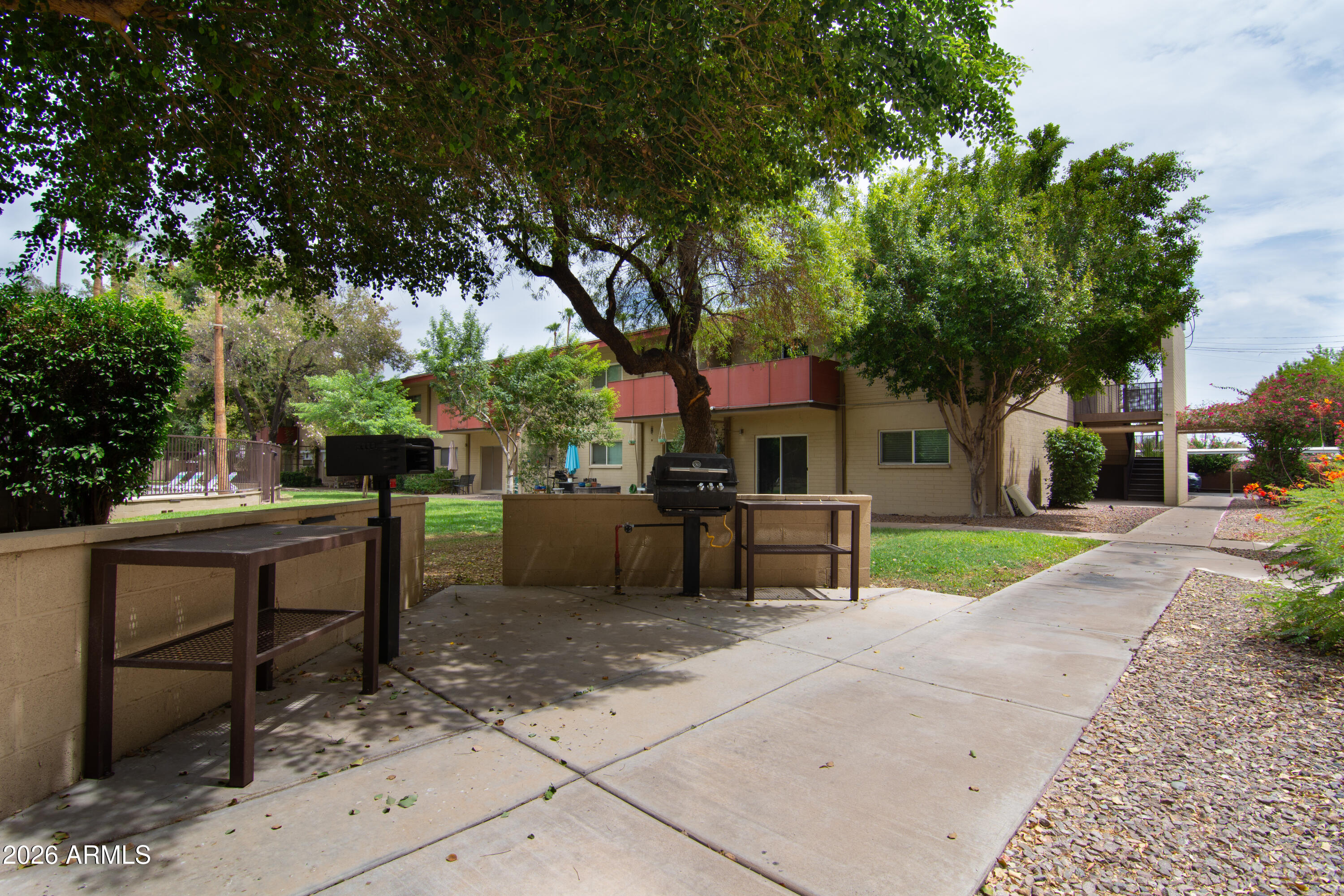 357 East Thomas Road, Unit A212 Phoenix, AZ 85012 - Photo 15 of 24 DSC_5405