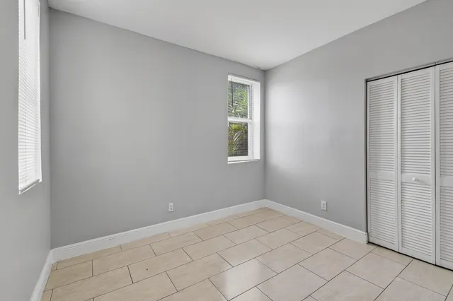 $1,475 | 1401 Division Avenue, Unit 101, West Palm Beach, FL 33401