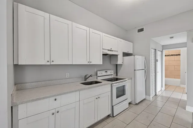 $1,475 | 1401 Division Avenue, Unit 101, West Palm Beach, FL 33401