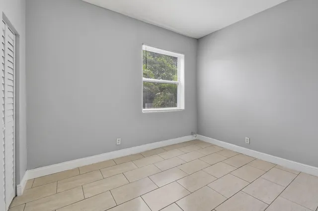 $1,475 | 1401 Division Avenue, Unit 101, West Palm Beach, FL 33401