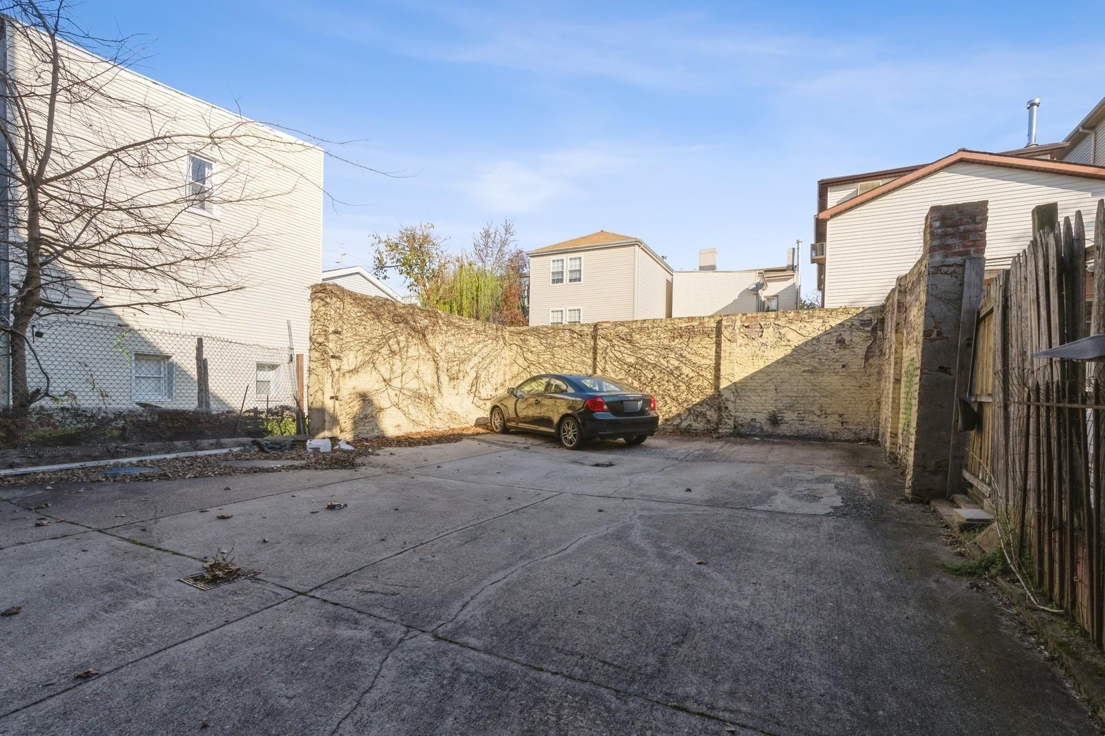 40 Beacon Avenue, Unit 8 Jersey City, NJ 07306 - Photo 5 of 23