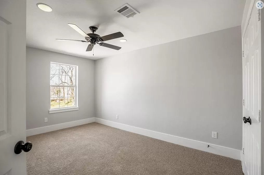 9815 Bamboo Road Houston, TX 77041 - Photo 3 of 4