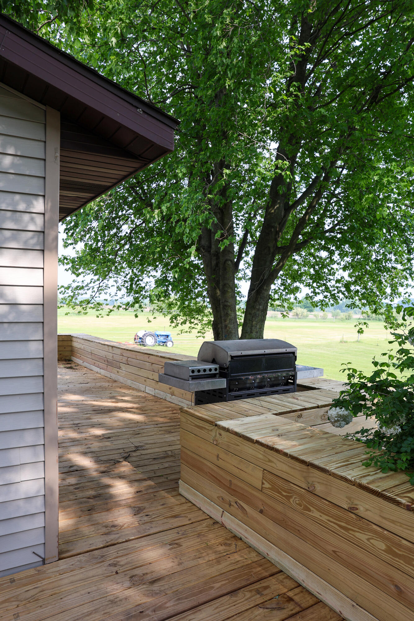 1041 West Arthur Road Rothbury, MI 49452 - Photo 12 of 56 Deck 1