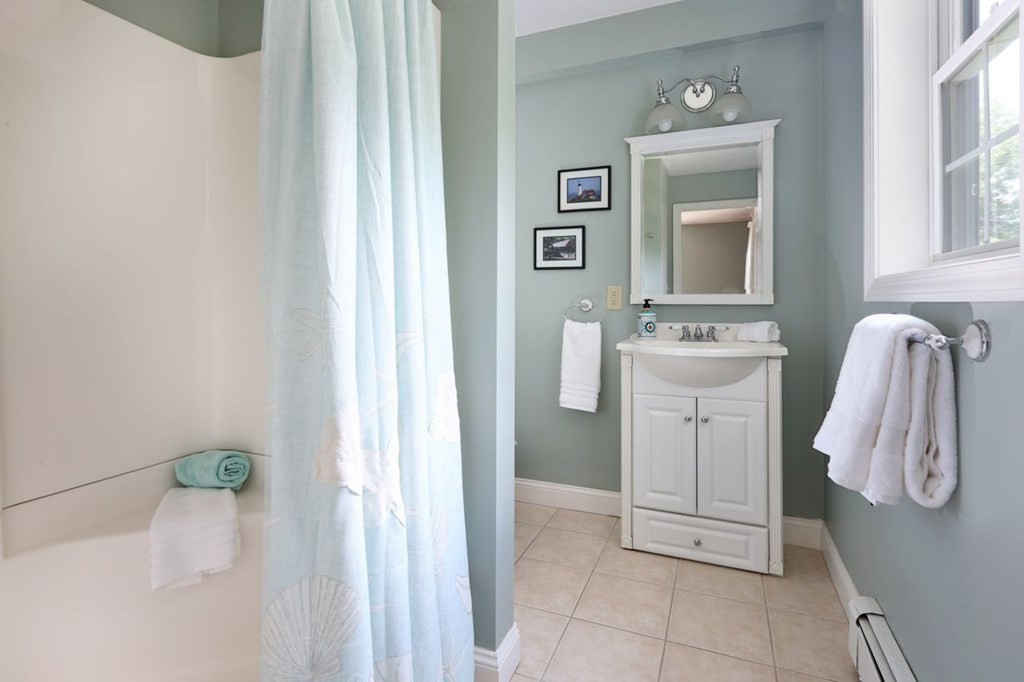 4 Abbott Road Maynard, MA 01754 - Photo 13 of 24 Gallery Image 13