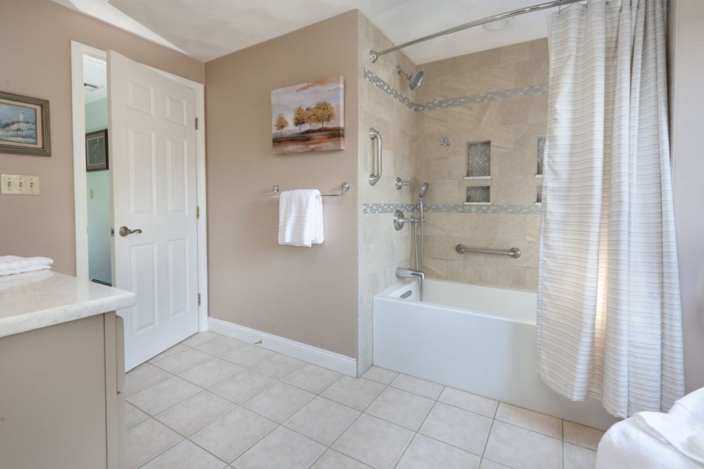 4 Abbott Road Maynard, MA 01754 - Photo 18 of 24 Gallery Image 18