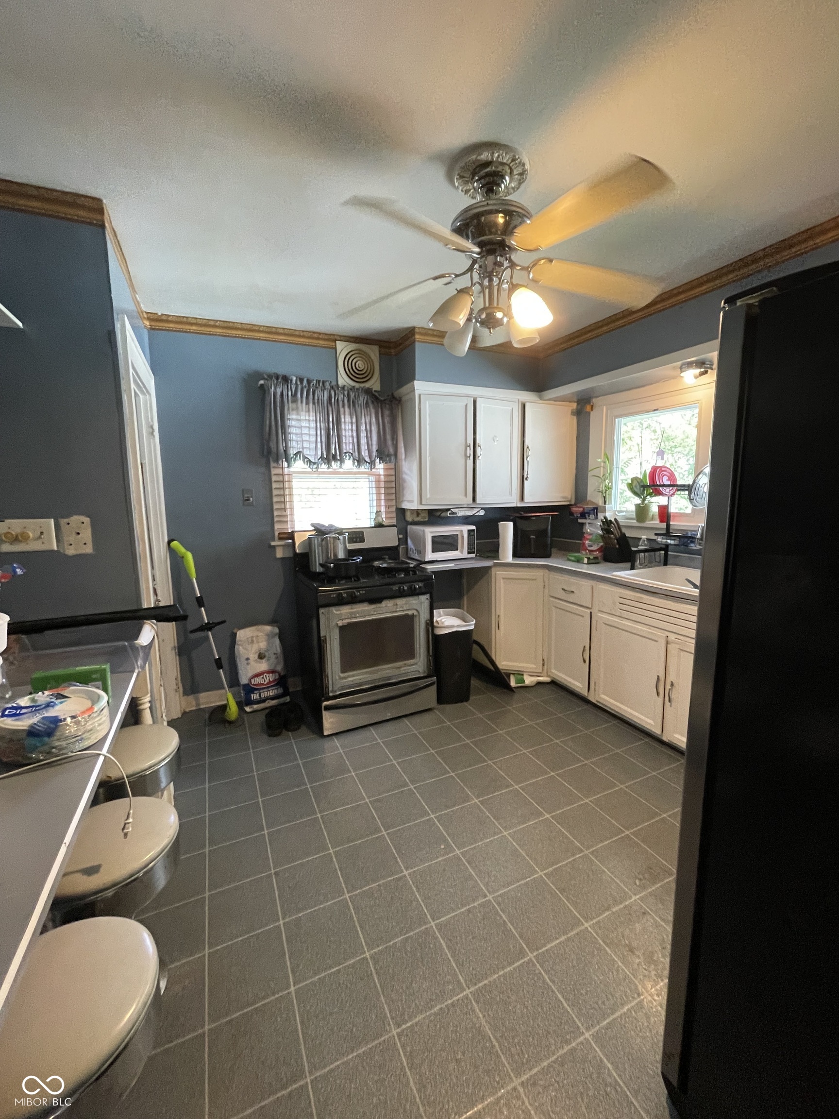 1230 West 7th Street Anderson, IN 46016 - Photo 12 of 25