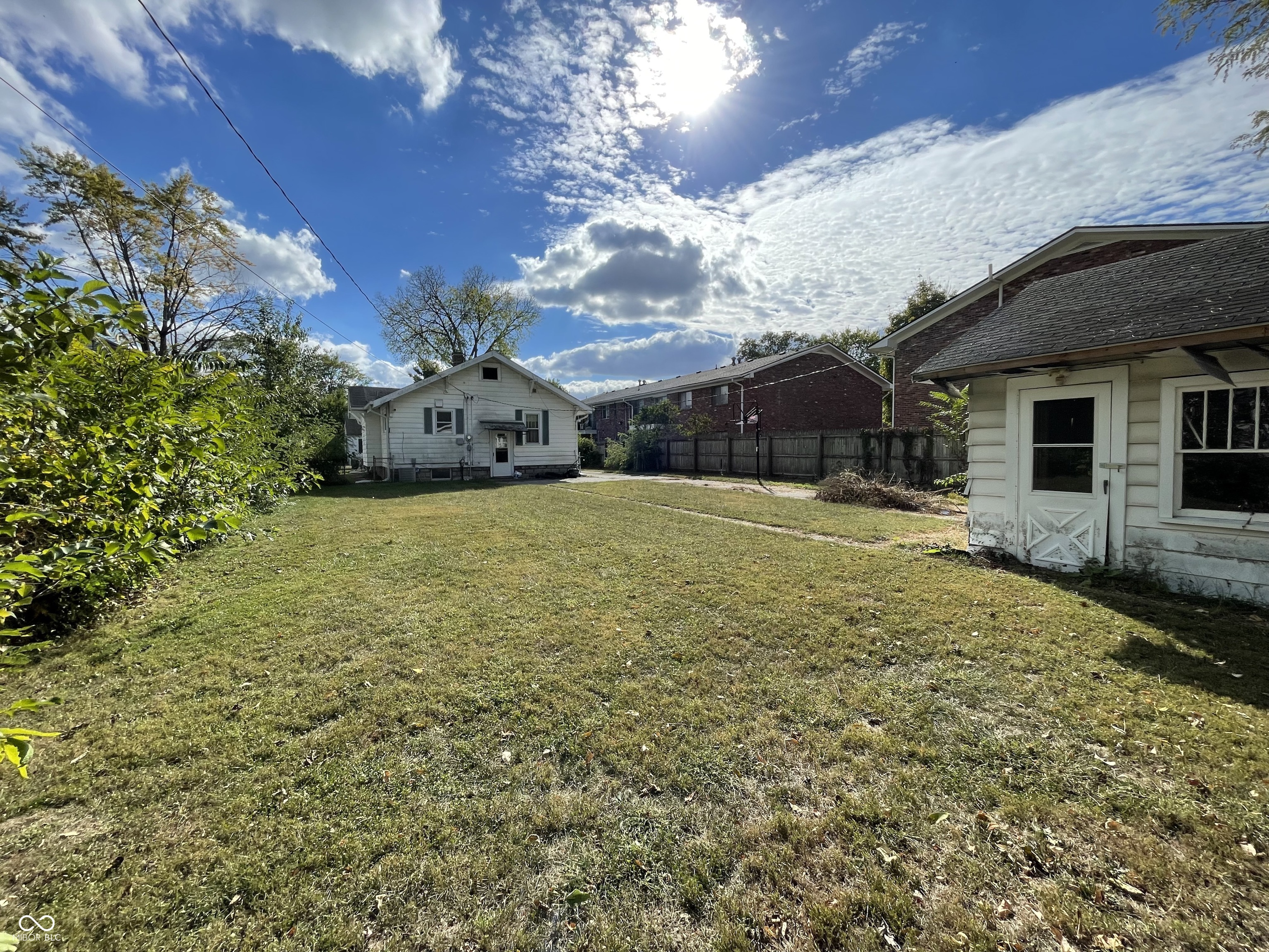 1230 West 7th Street Anderson, IN 46016 - Photo 2 of 25