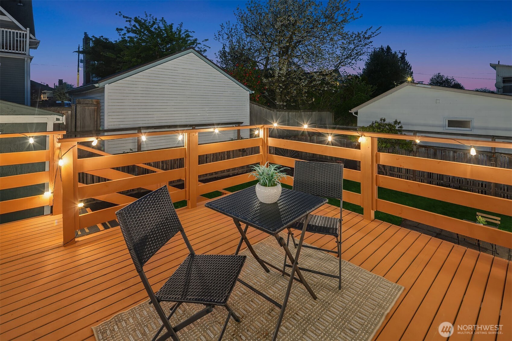 3215 40th Avenue Southwest Seattle, WA 98116 - Photo 32 of 37