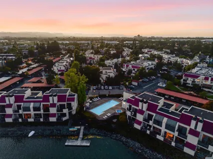 $660,000 | 126 Shorebird Circle, Redwood City, CA 94065