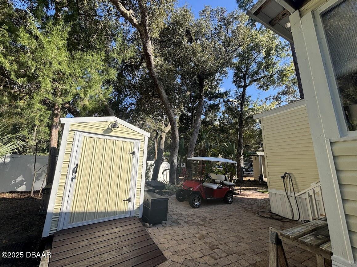 14065 Northeast 253 Ct Road Salt Springs, FL 32134 - Photo 10 of 58 9