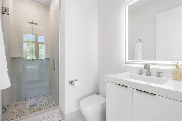 $5,500,000 | 1400 Middle River Drive, Fort Lauderdale, FL 33304