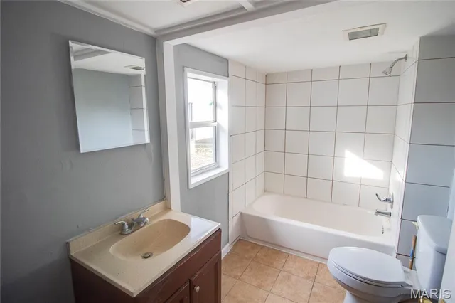 $59,500 | 176 South Pence Street, East Alton, IL 62024