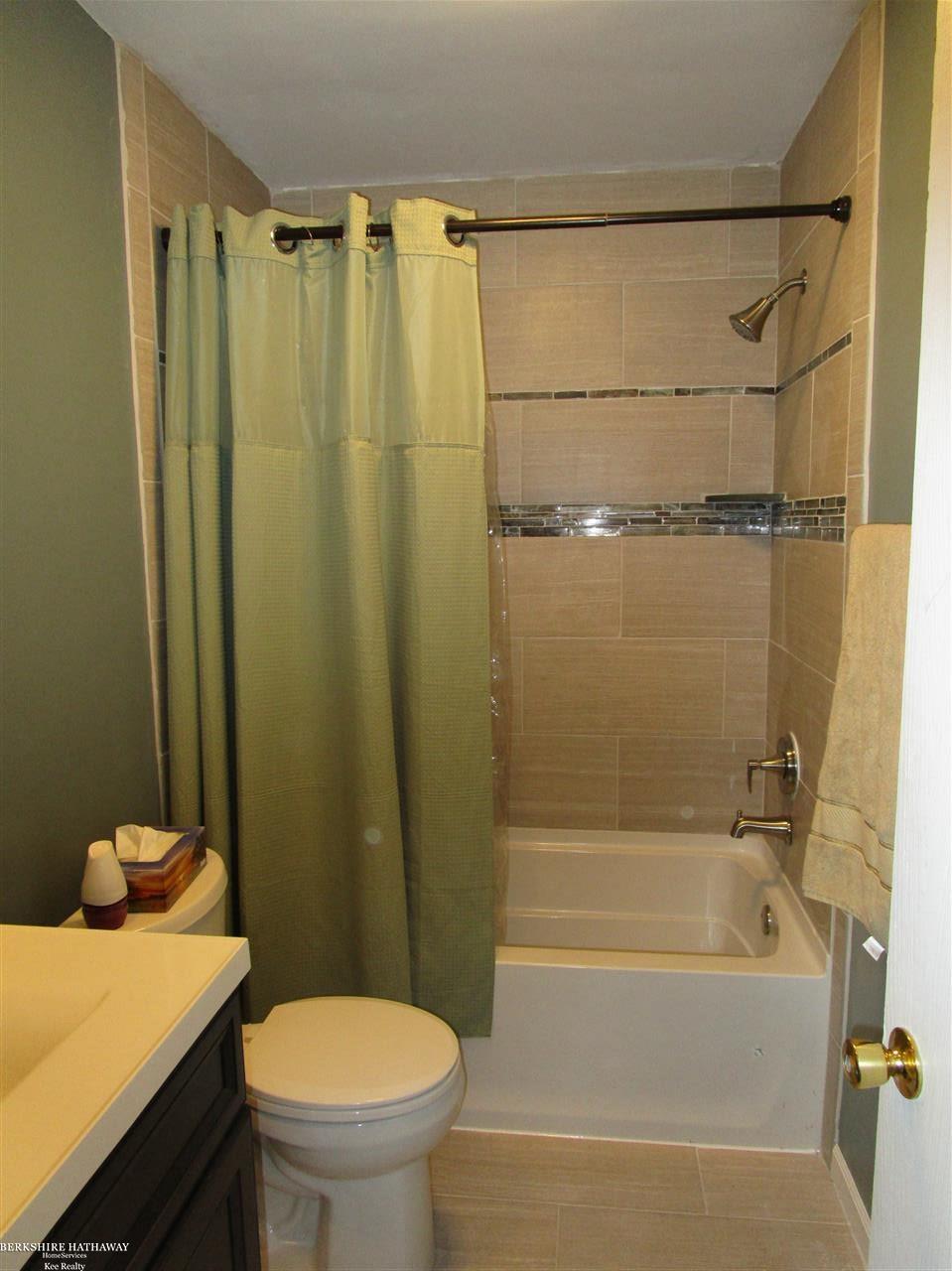 8401 Foster Road Clarkston, MI 48346 - Photo 23 of 44 31287604-22.JPG