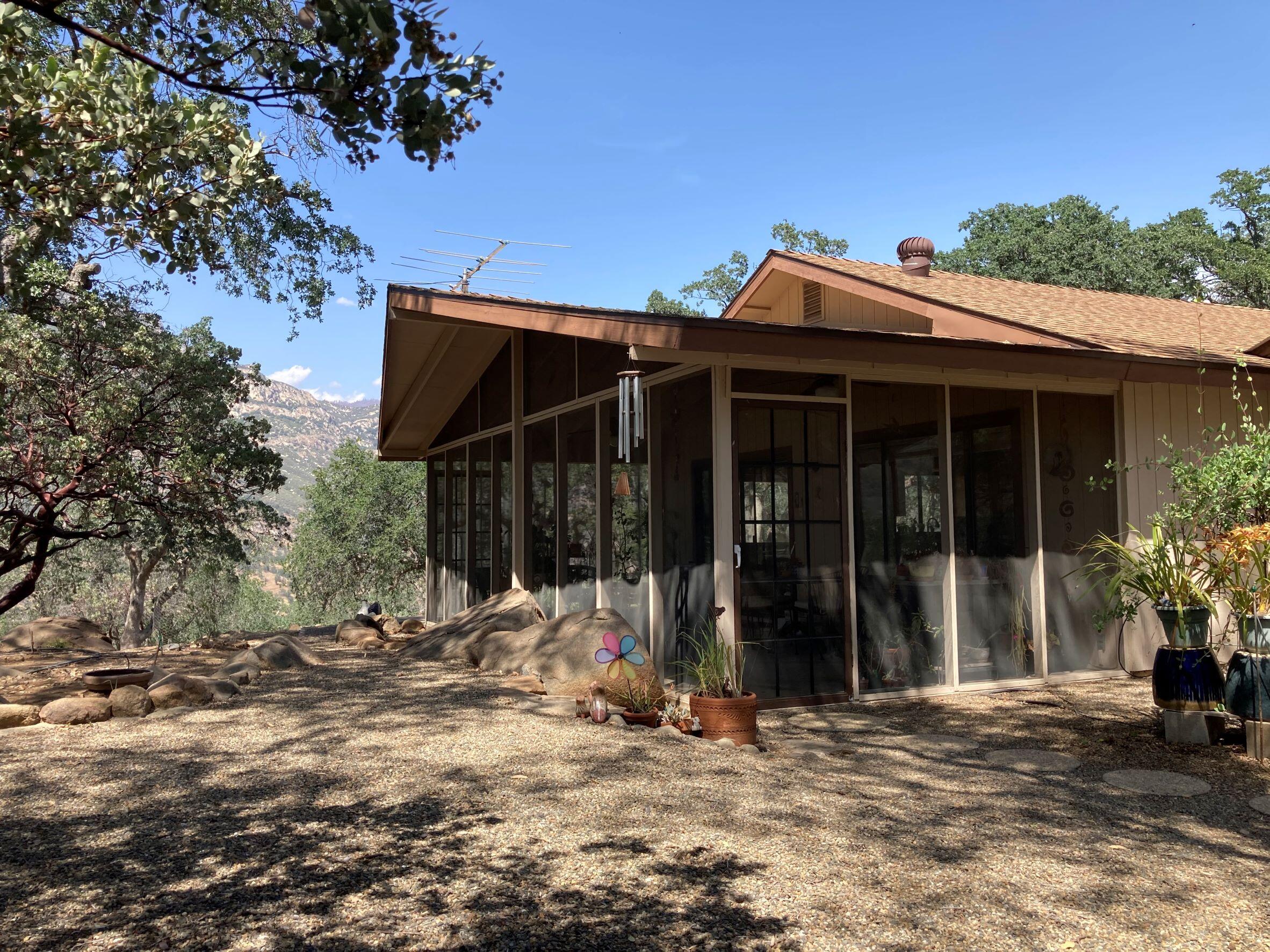 45517 Mineral King Road Three Rivers, CA 93271 - Photo 7 of 42 enclosed porch
