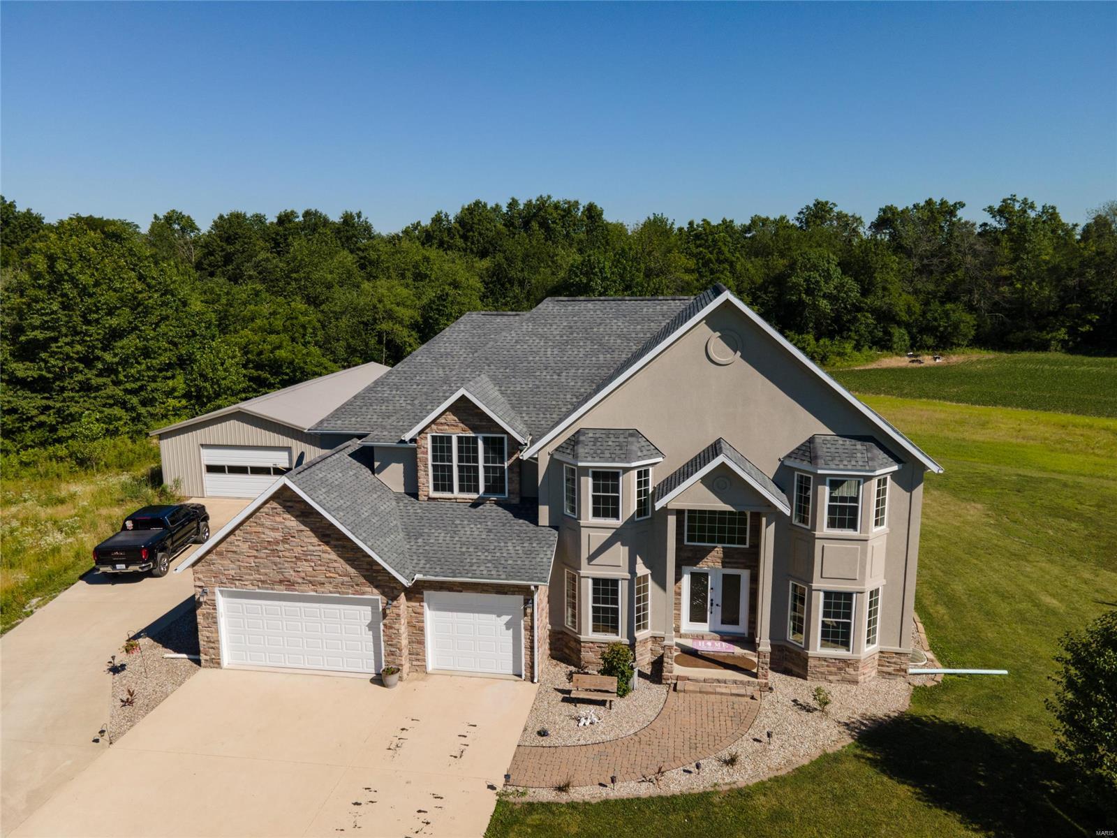 7354 Farthing Road Patoka, IL 62875 - Photo 1 of 32