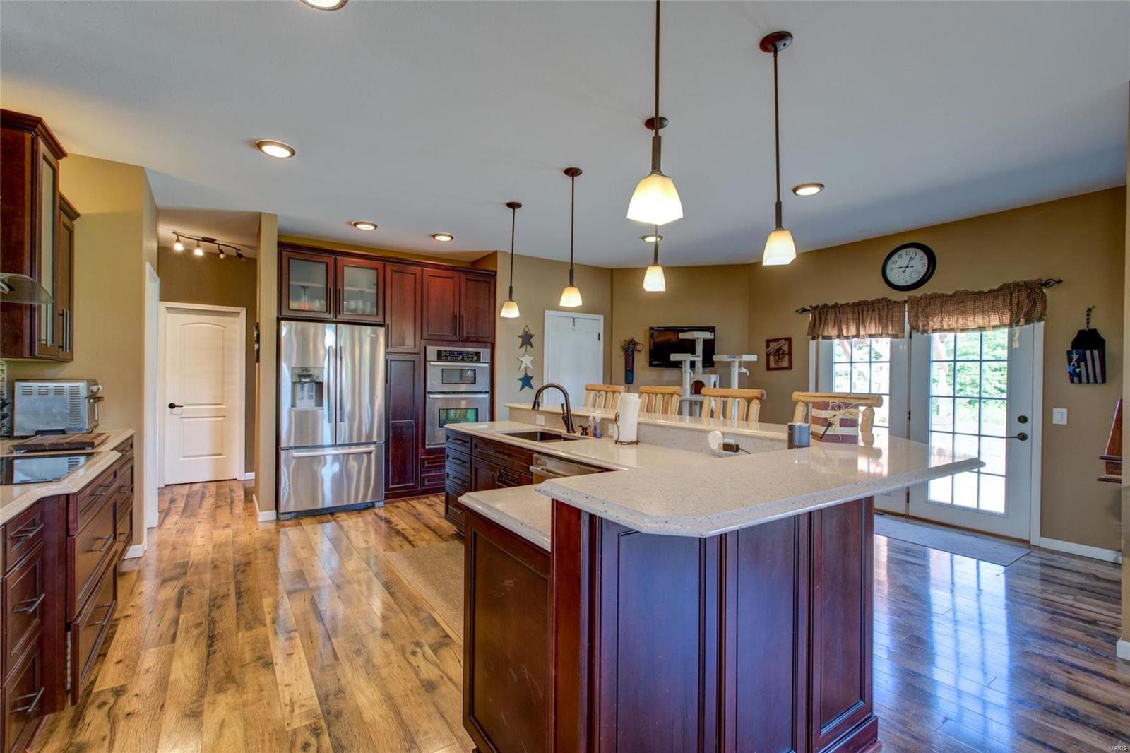 7354 Farthing Road Patoka, IL 62875 - Photo 4 of 32